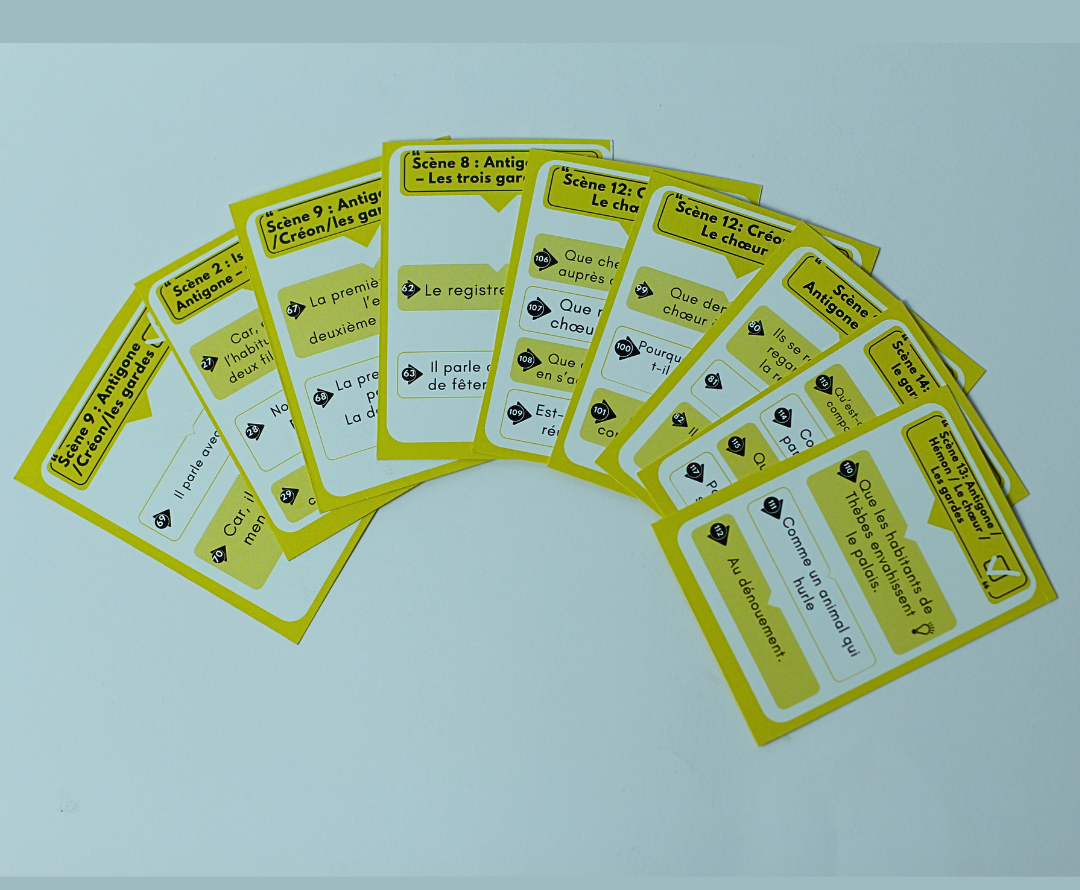 بطـــاقيــات التفوق مع هدية عبارة عن 2 كتب